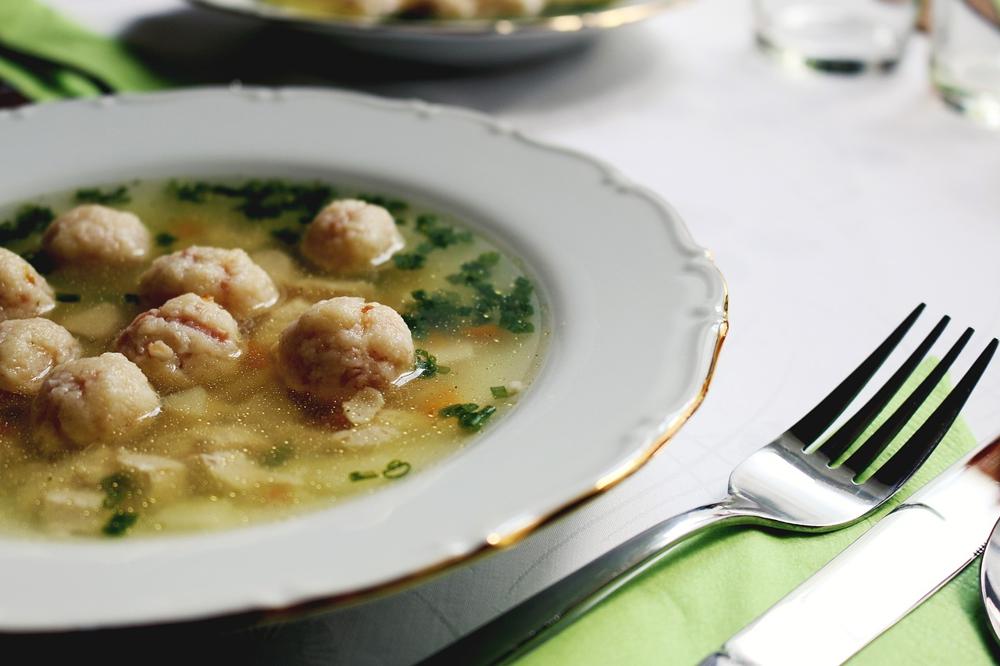 clear broth-bd0d3df9c3c24840b11211b728a0abb6.jpg clear broth